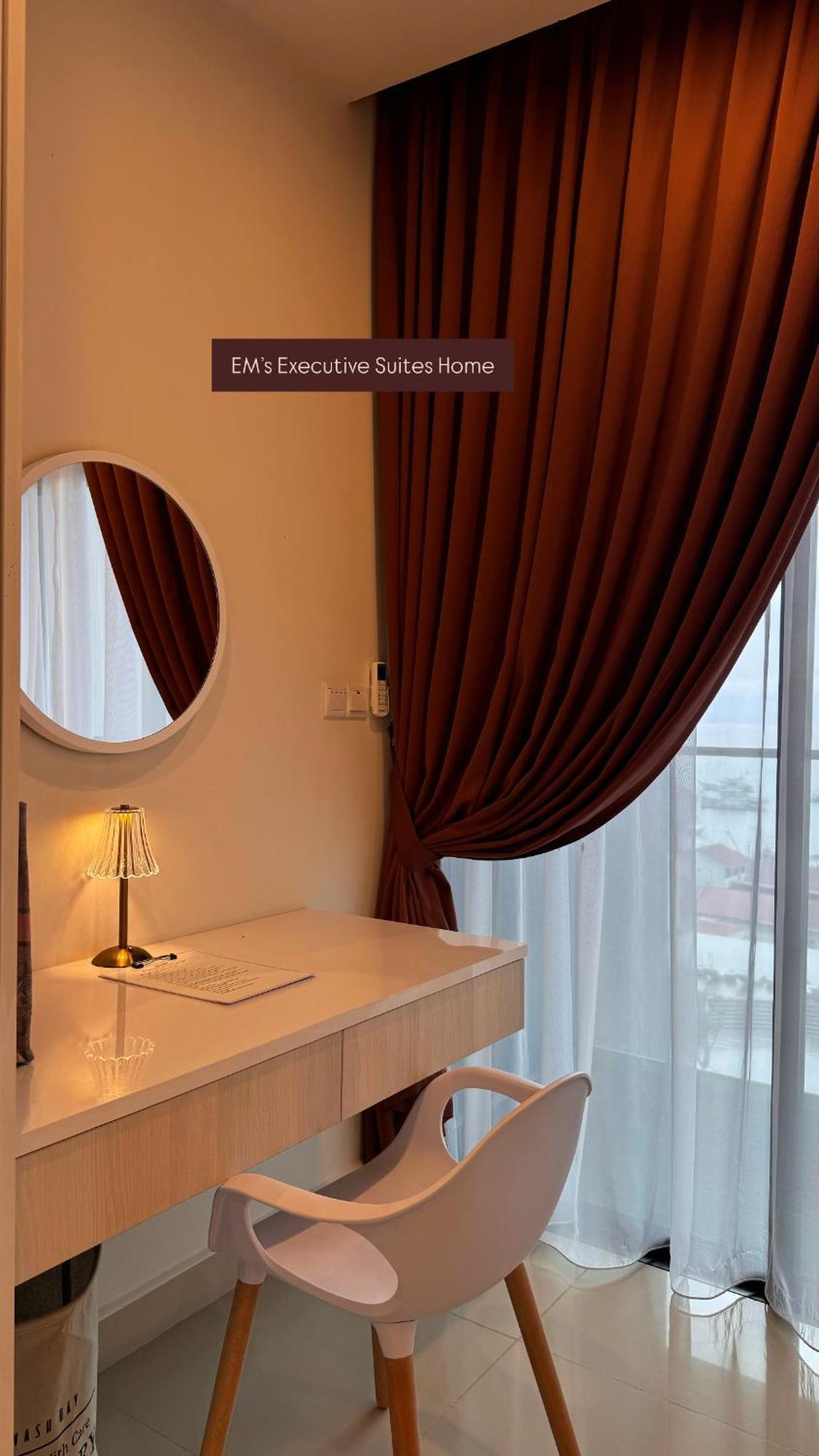 The Shore By Ems Executive Seaview * Kota Kinabalu